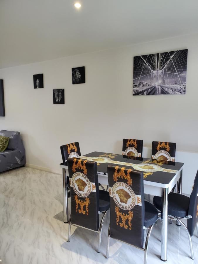 Beautiful & Elegant 2 Bed Room House Μάντσεστερ Εξωτερικό φωτογραφία