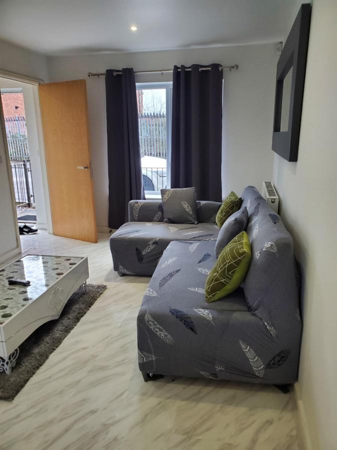 Beautiful & Elegant 2 Bed Room House Μάντσεστερ Εξωτερικό φωτογραφία